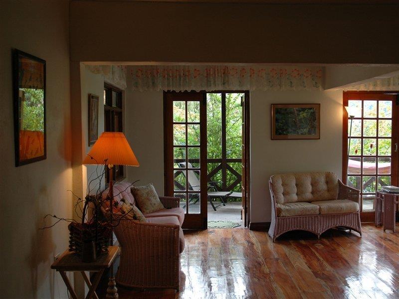 Forres Park Hotel 킹스톤 외부 사진