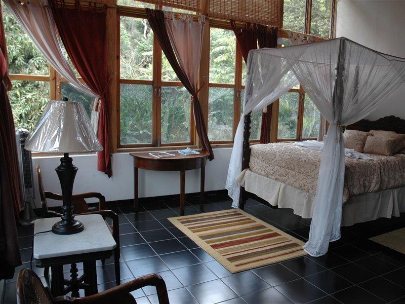 Forres Park Hotel 킹스톤 외부 사진
